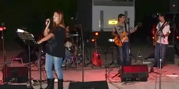 Ωδείο Μελοποιία | Φωνητική Μουσική στη Σπάρτη Το Ωδείο Μελοποιία στη Σπάρτη προσφέρει αναγνωρισμένα μαθήματα πιάνου, κιθάρας, βιολιού και θεωρητικών. Εγγραφές όλο το χρόνο για όλες τις ηλικίες.